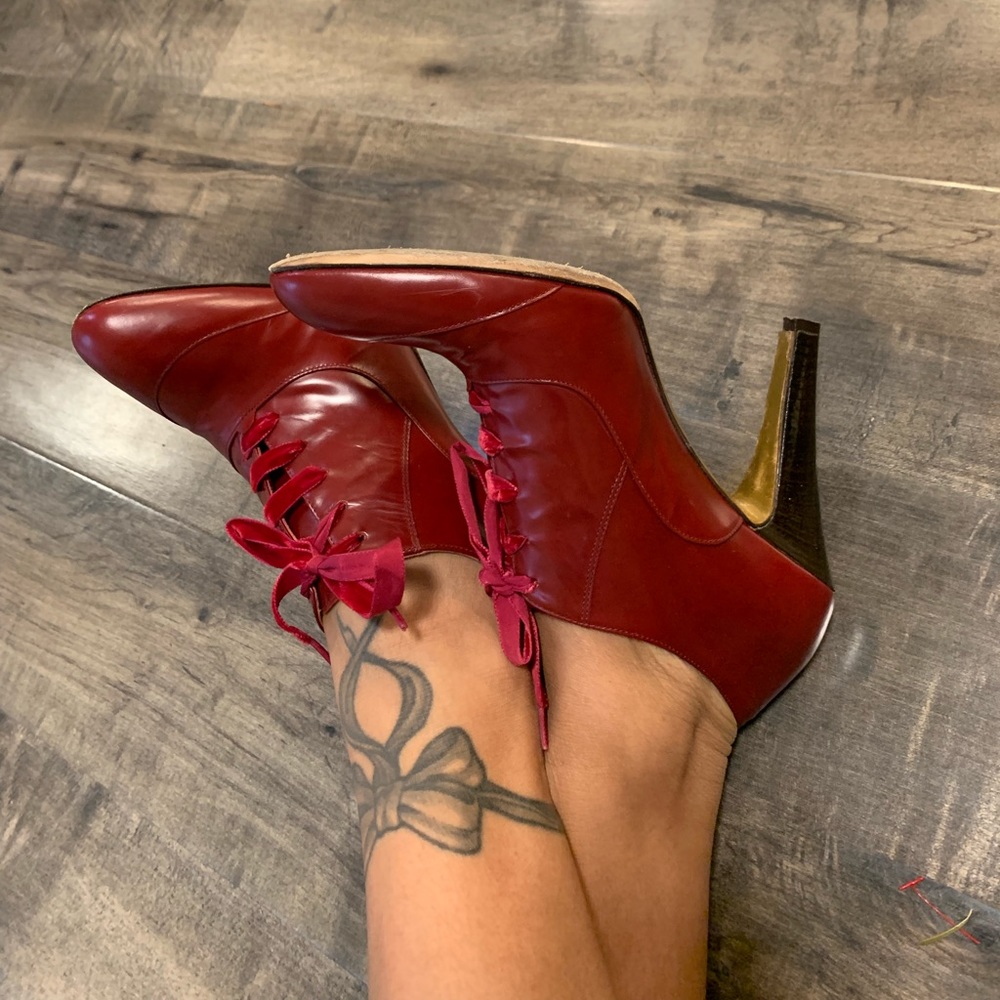 Kenneth Cole booties